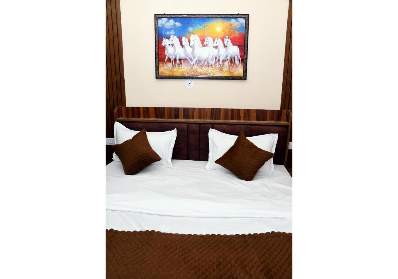 Tirupati Balaji Inn Bageshwar Dham Basāri Εξωτερικό φωτογραφία