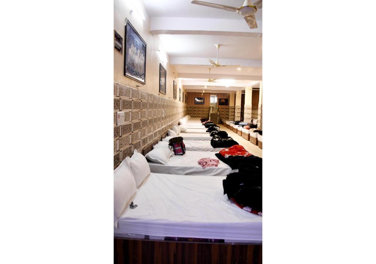Tirupati Balaji Inn Bageshwar Dham Basāri Εξωτερικό φωτογραφία
