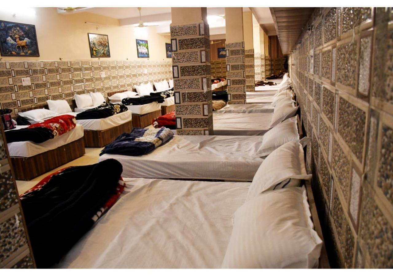 Tirupati Balaji Inn Bageshwar Dham Basāri Εξωτερικό φωτογραφία