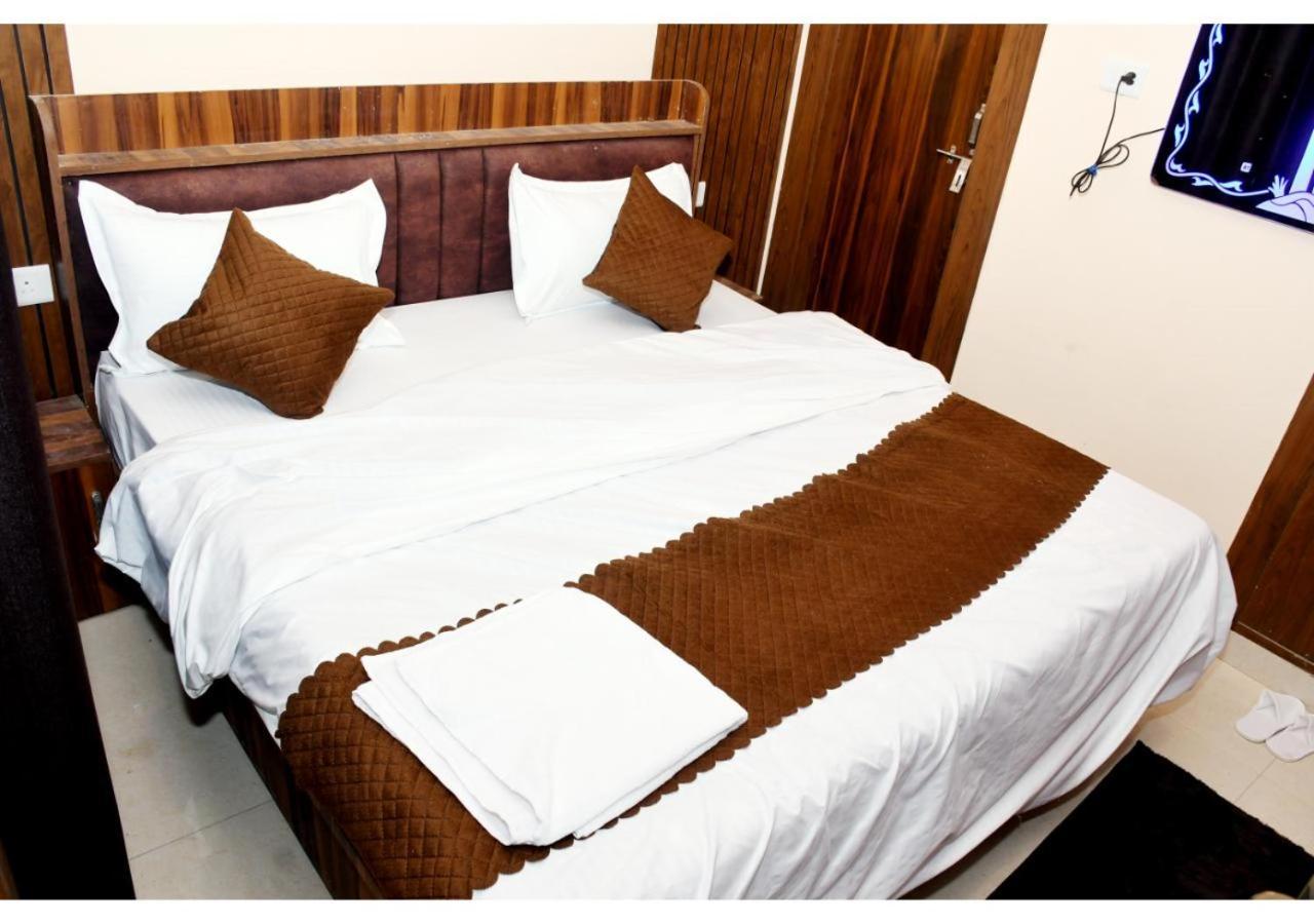 Tirupati Balaji Inn Bageshwar Dham Basāri Εξωτερικό φωτογραφία