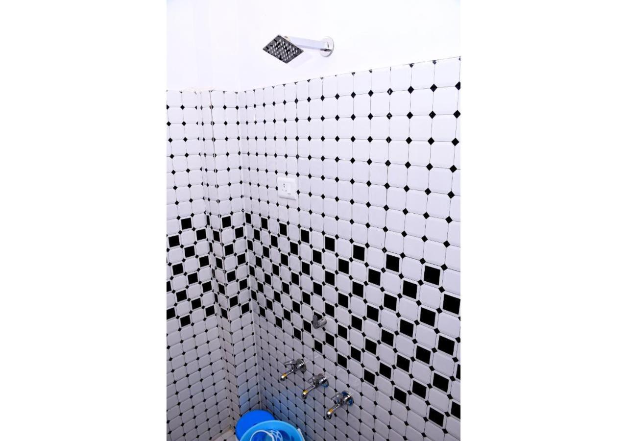 Tirupati Balaji Inn Bageshwar Dham Basāri Εξωτερικό φωτογραφία